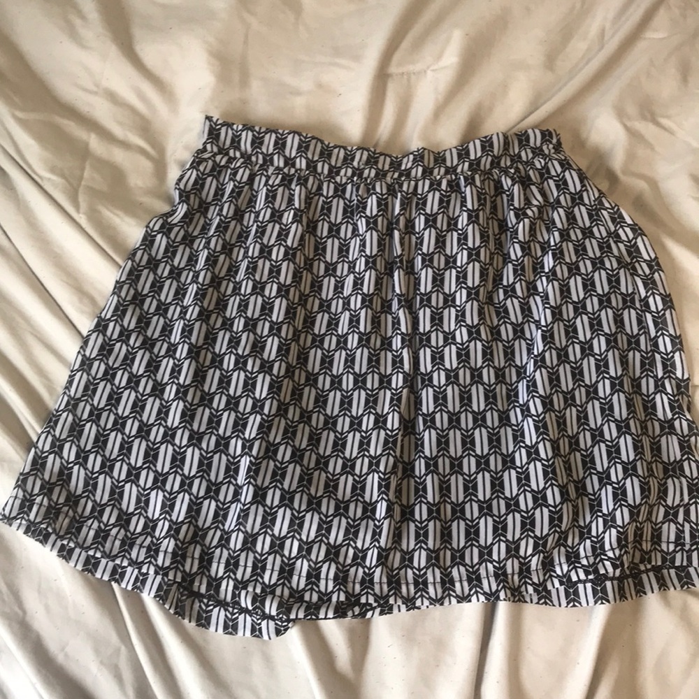 Black and White Skirt!